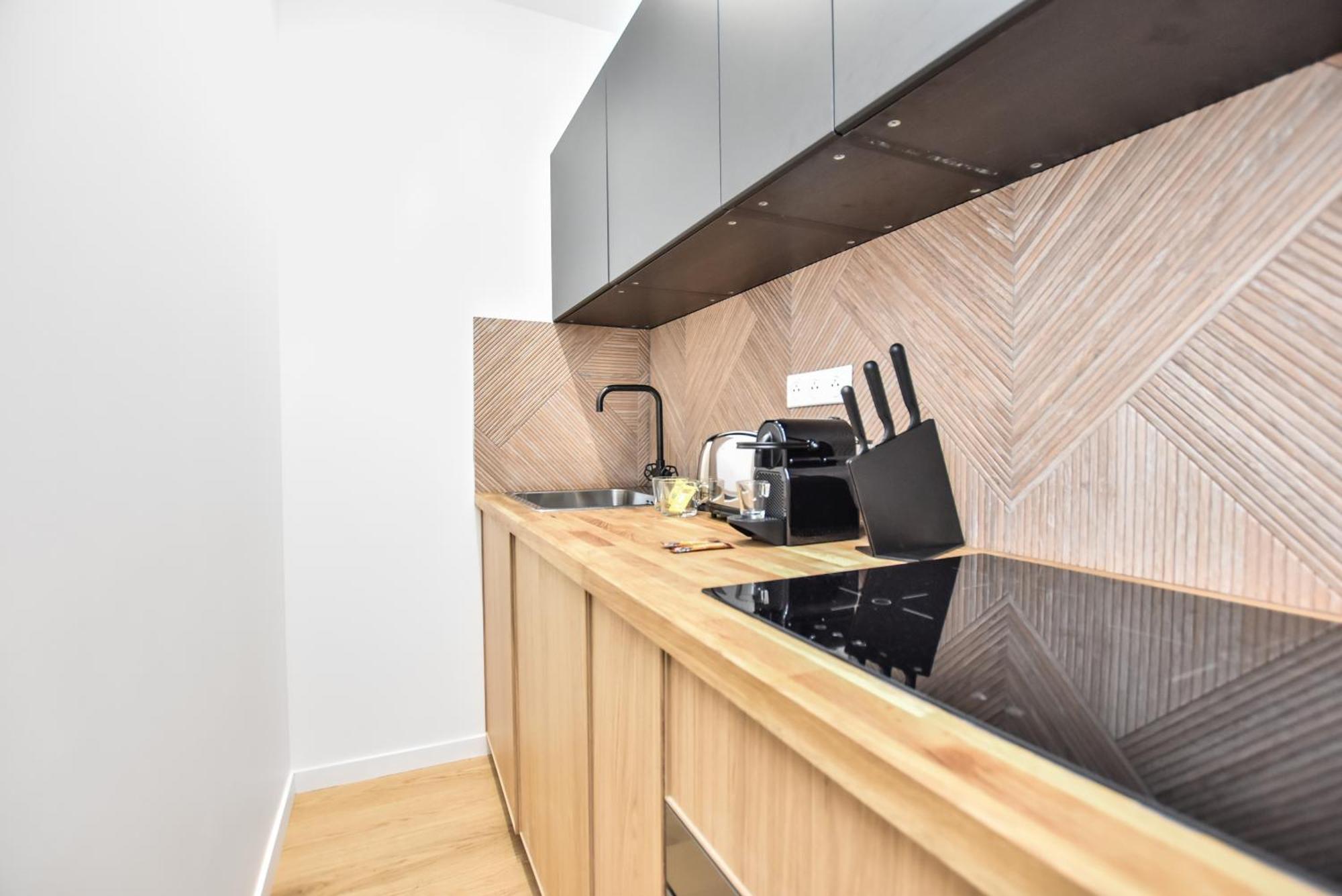 Authentic Apartment - 1Br-6P - Saint-Fargeau Париж Екстериор снимка